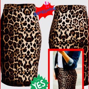 🛍HOST PICK🛍Leopard print knit skirt M🛍